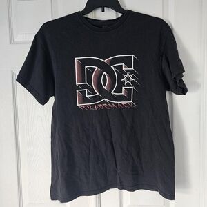 DC Trademark skater grunge t shirtSize large